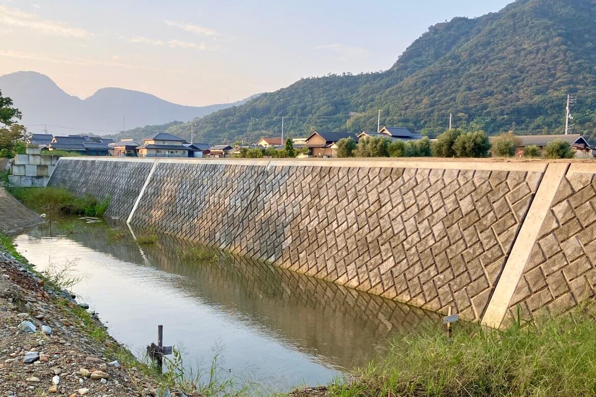 （防災・安全社会資本整備交付金）広域河川　弘田川　改修工事（第2工区）/重成土建