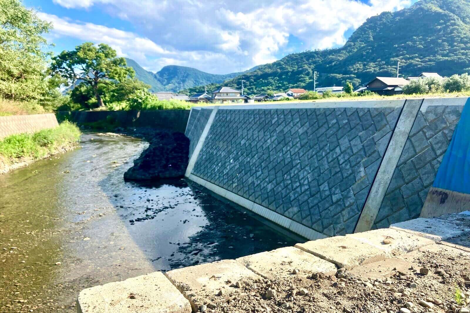 （防災・安全社会資本整備交付金）広域河川　弘田川　改修工事/重成土建