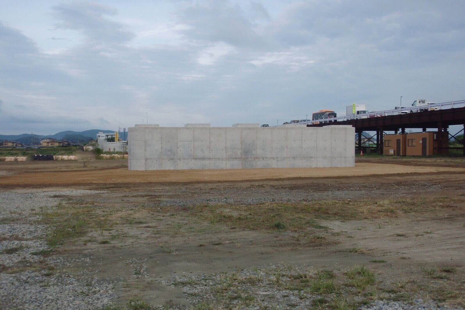 （防災・安全社会資本整備交付金）県道善通寺綾歌線（中方橋）道路整備工事（第２工区）（下部工）/重成土建